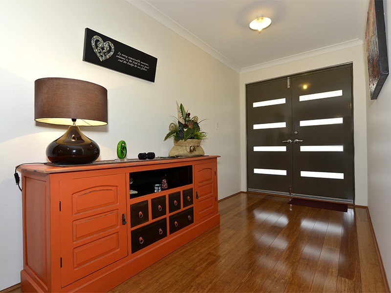 107 Raeside Drive, Landsdale WA 6065