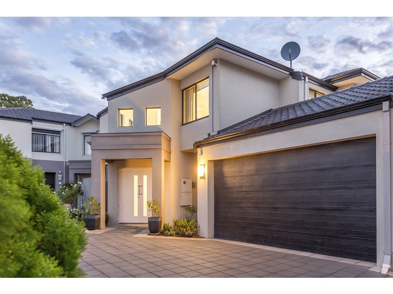 2/39 Renwick Street, South Perth WA 6151