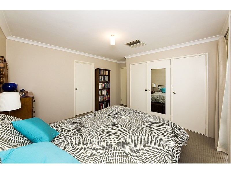 4/33 Chesterton Road, Bassendean WA 6054