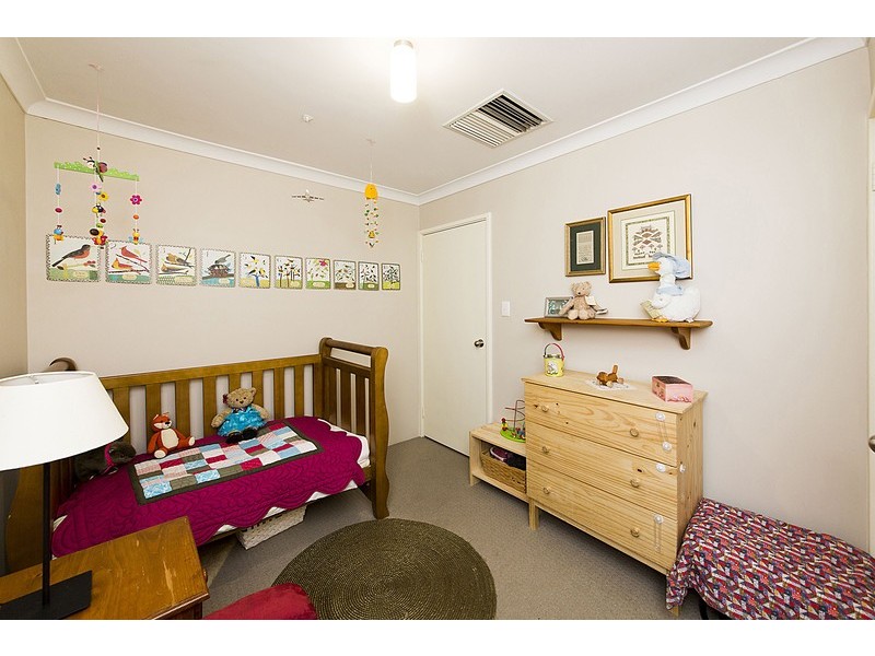 4/33 Chesterton Road, Bassendean WA 6054