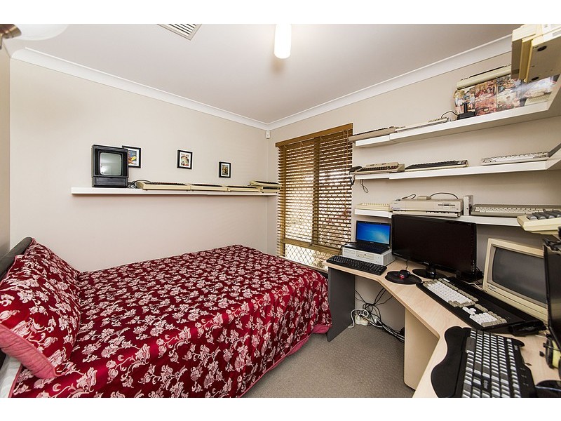 4/33 Chesterton Road, Bassendean WA 6054