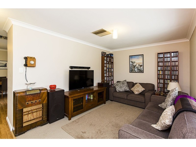 4/33 Chesterton Road, Bassendean WA 6054