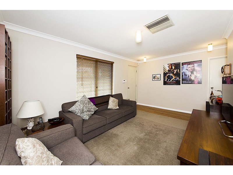 4/33 Chesterton Road, Bassendean WA 6054