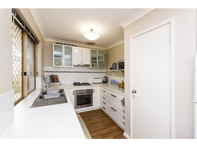 4/33 Chesterton Road, Bassendean WA 6054