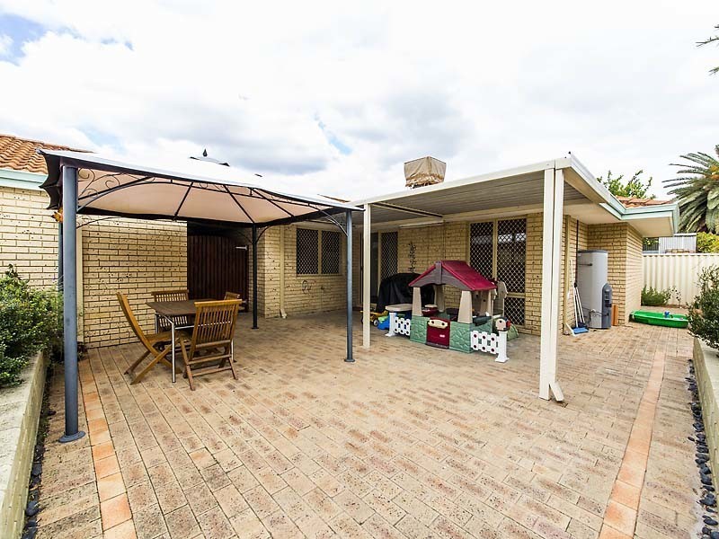 4/33 Chesterton Road, Bassendean WA 6054