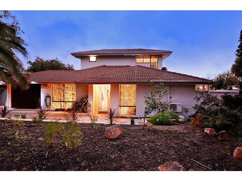 42 Stillwater Way, Edgewater WA 6027