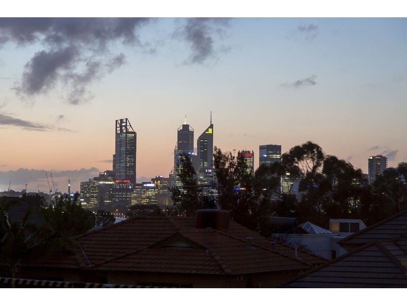 15b Scenic Crescent, South Perth WA 6151