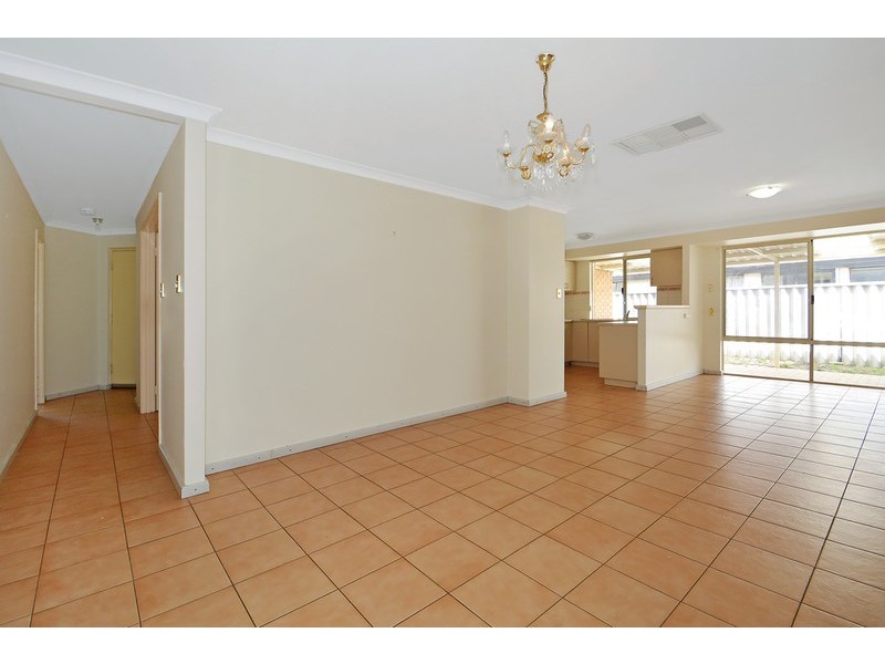 17 Akma Court, Maddington WA 6109