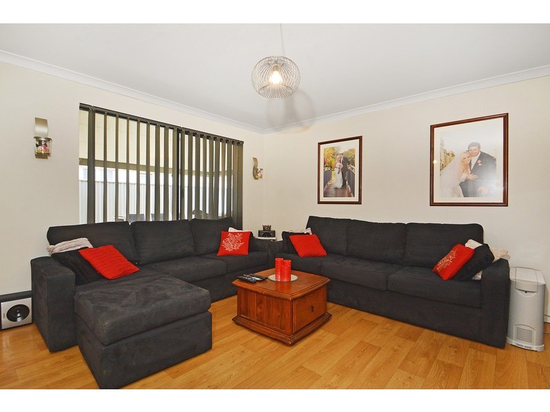 46 Beauchamp Loop, Wellard WA 6170