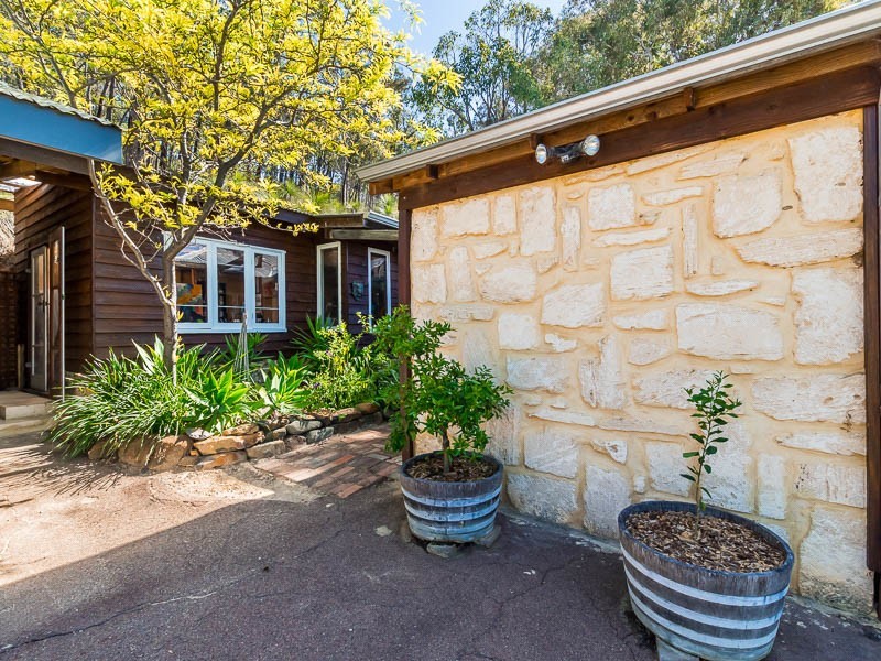 1625 Victoria Road, Hovea WA 6071