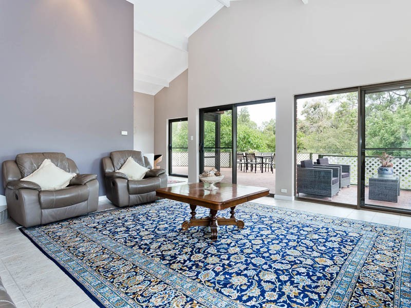 2 Fischer Road, Darlington WA 6070