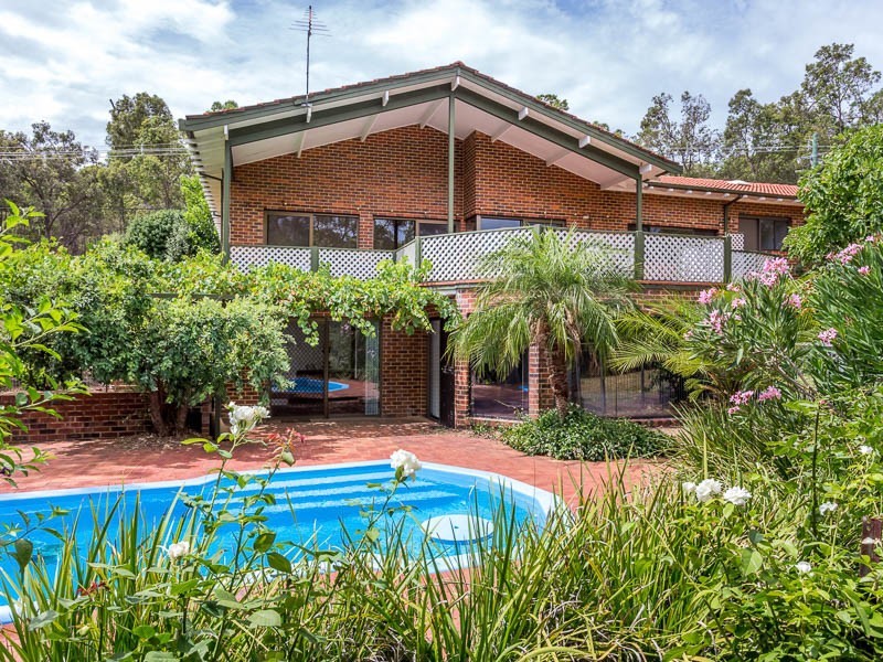 2 Fischer Road, Darlington WA 6070