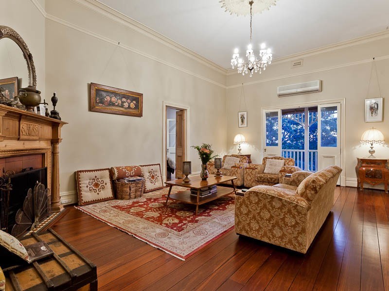 1 Jaraba Avenue, Gooseberry Hill WA 6076