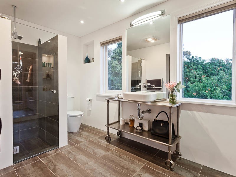 1 Jaraba Avenue, Gooseberry Hill WA 6076