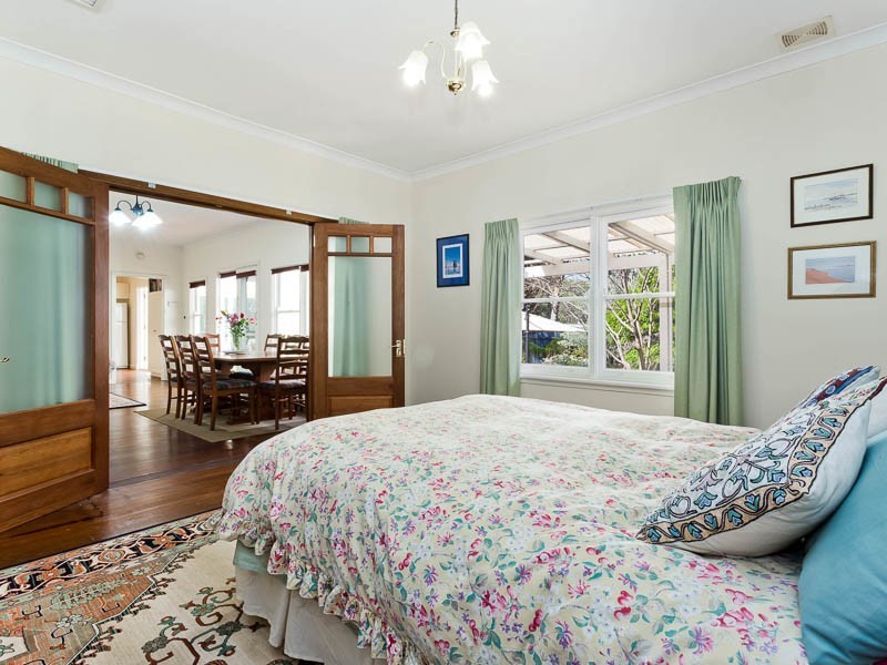 9 Ronneby Road, Lesmurdie WA 6076