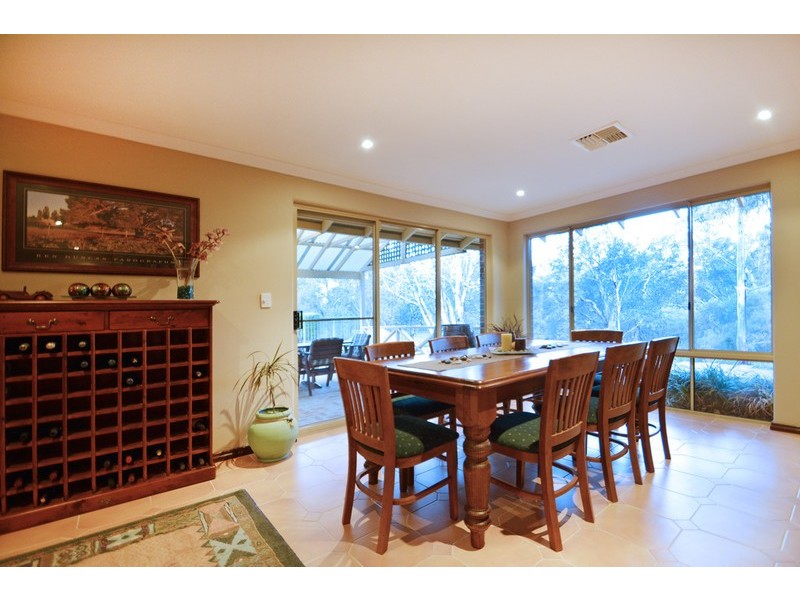 14 Champagne Terrace, The Vines WA 6069