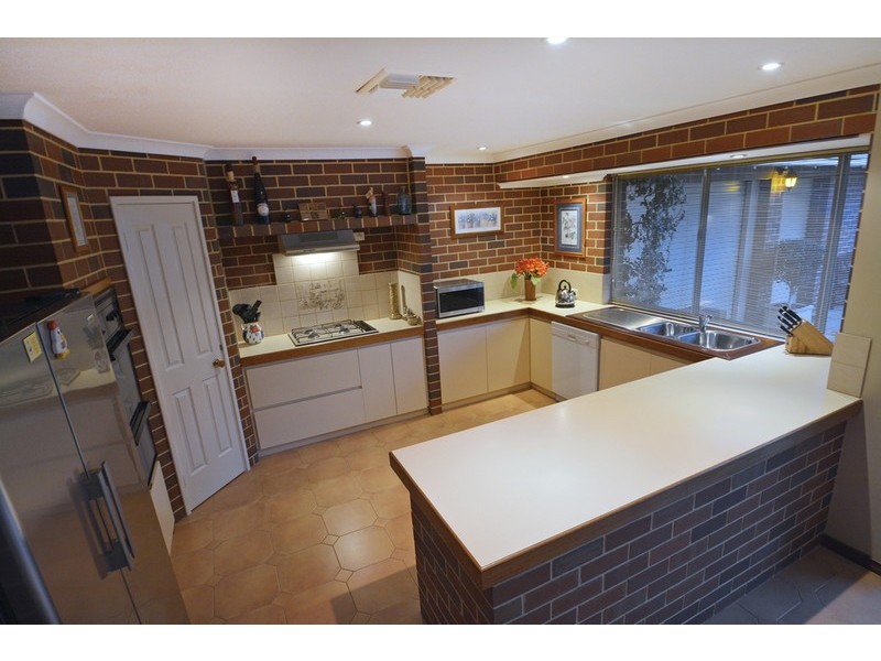 14 Champagne Terrace, The Vines WA 6069