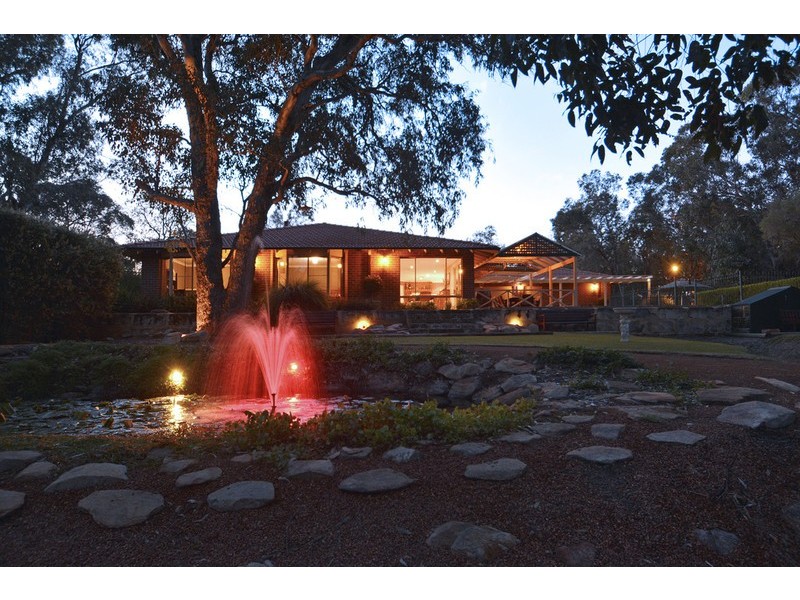 14 Champagne Terrace, The Vines WA 6069