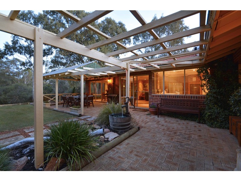 14 Champagne Terrace, The Vines WA 6069