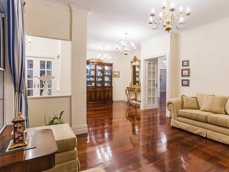 8 Taylor Road, Kalamunda WA 6076