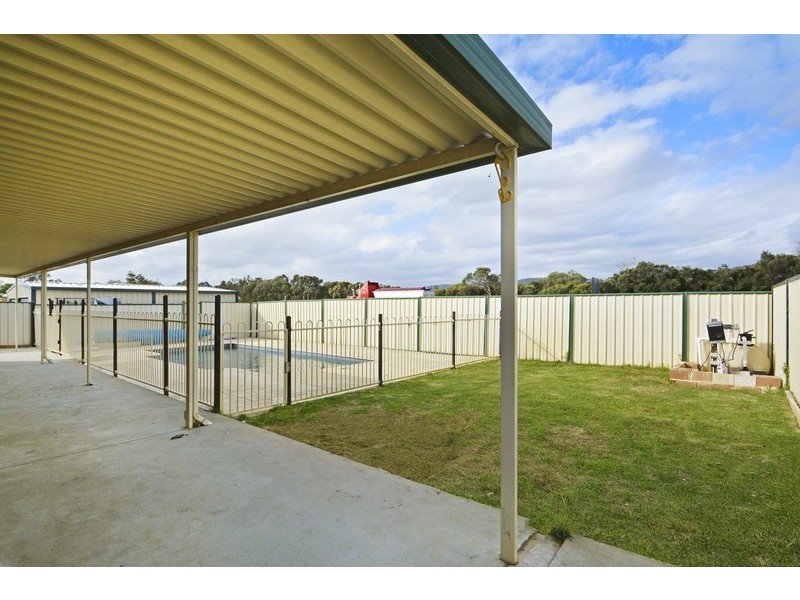 31 Swinden Court, Maddington WA 6109