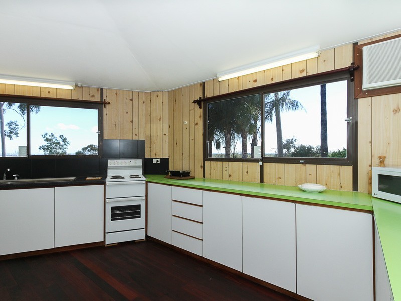 285B Holmes Road, Forrestfield WA 6058