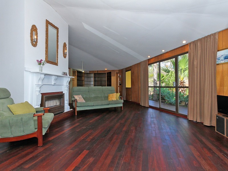 285B Holmes Road, Forrestfield WA 6058