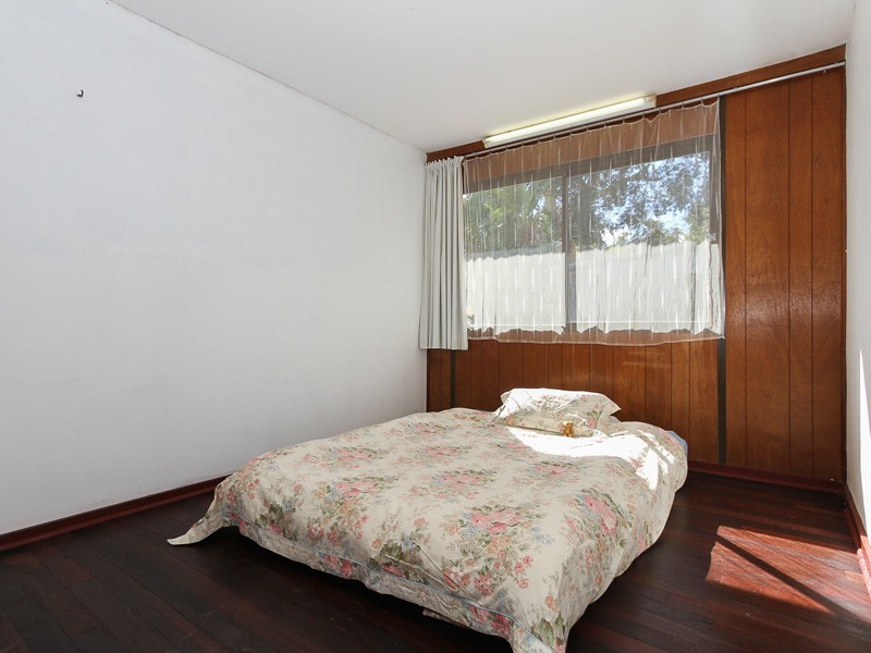 285B Holmes Road, Forrestfield WA 6058