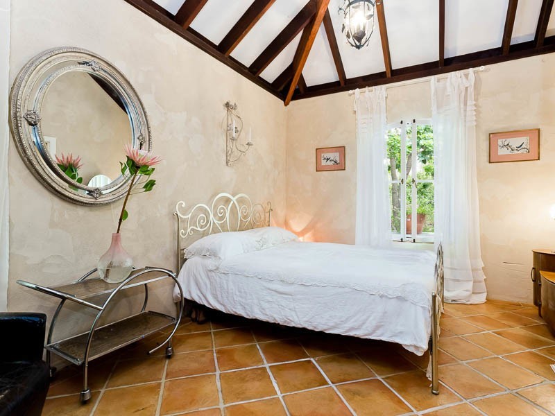 22 Dale Drive, Gooseberry Hill WA 6076