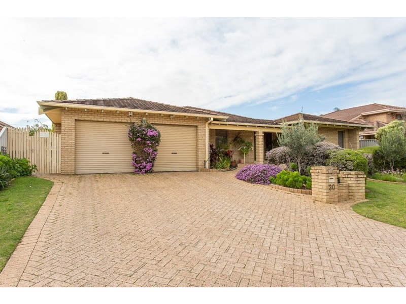 30 Kirwan Way, Winthrop WA 6150