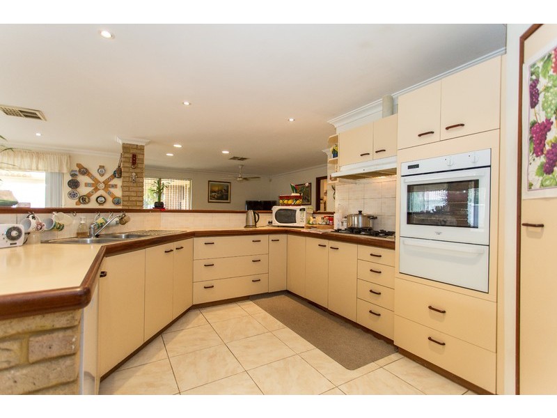 30 Kirwan Way, Winthrop WA 6150