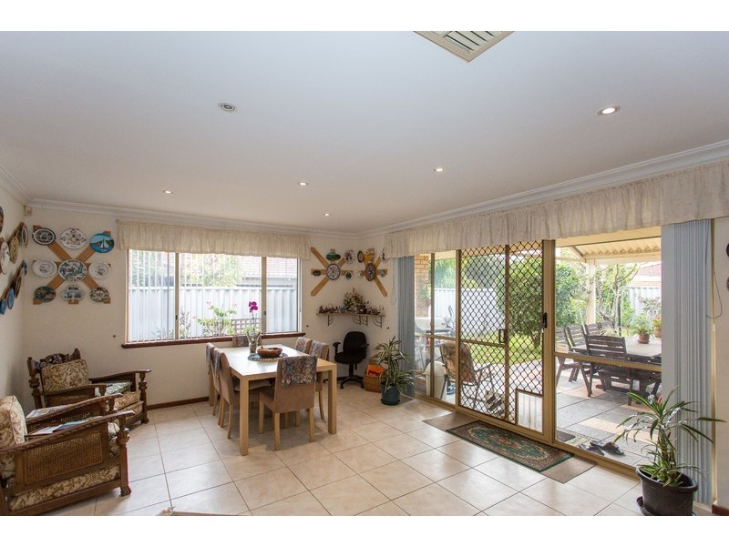 30 Kirwan Way, Winthrop WA 6150