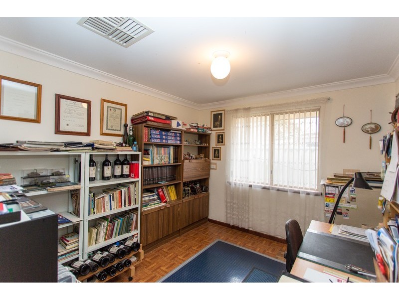 30 Kirwan Way, Winthrop WA 6150