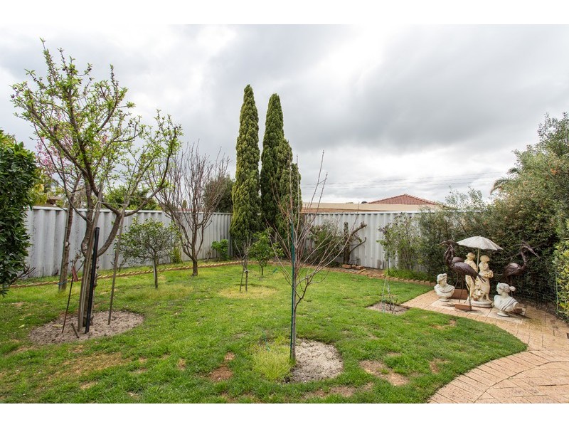 30 Kirwan Way, Winthrop WA 6150