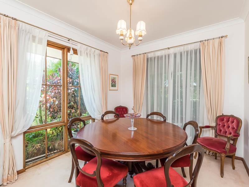 46 Salter Point Parade, Salter Point WA 6152