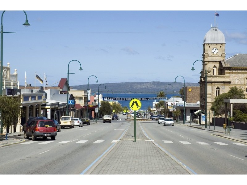 9 Ethereal Drive, Mckail WA 6330