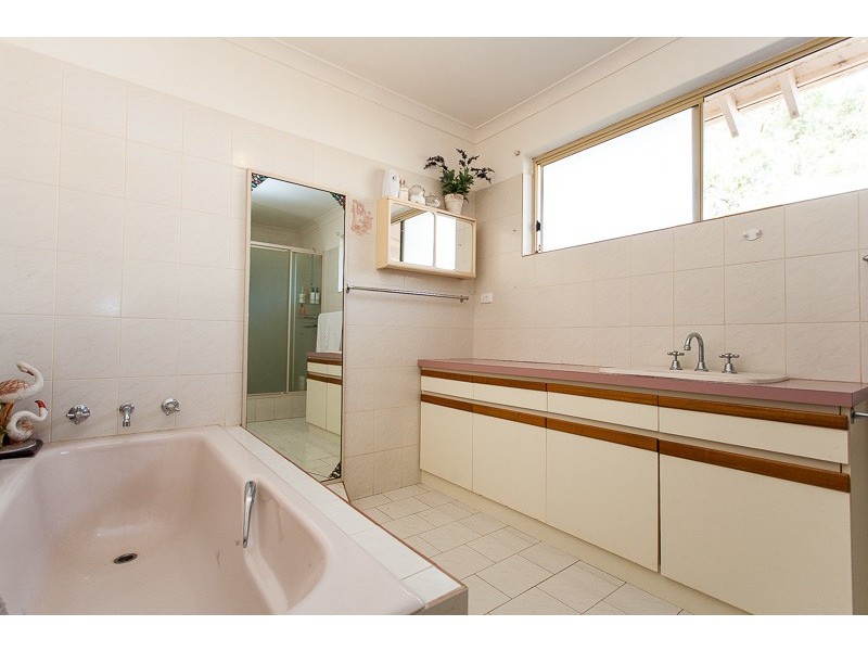 64 Kelvin Road, Wattle Grove WA 6107