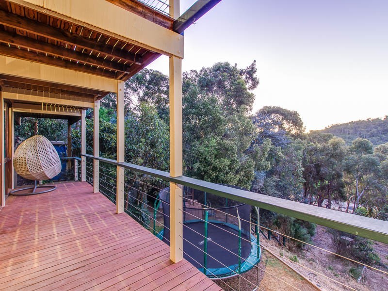 20 Barnes Road, Roleystone WA 6111