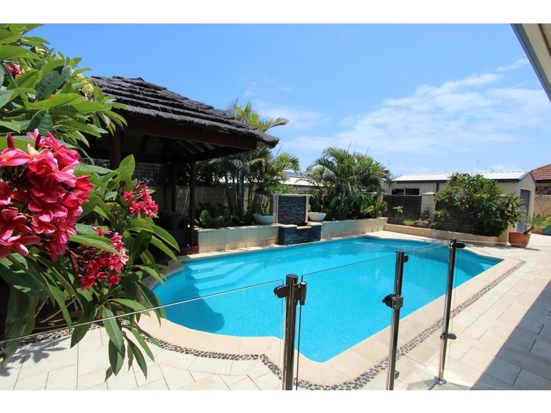 7 Discovery Cove, Halls Head WA 6210