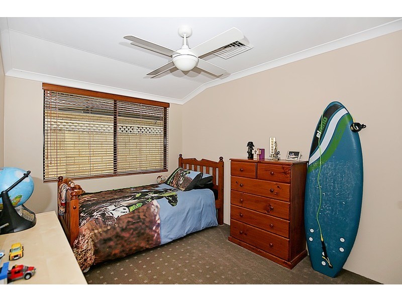 7 Discovery Cove, Halls Head WA 6210