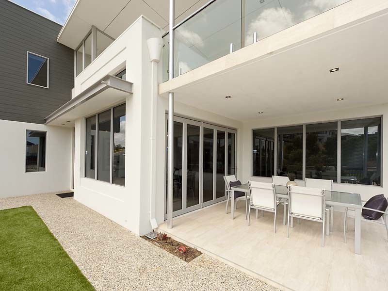 14 Huntress Avenue, North Coogee WA 6163