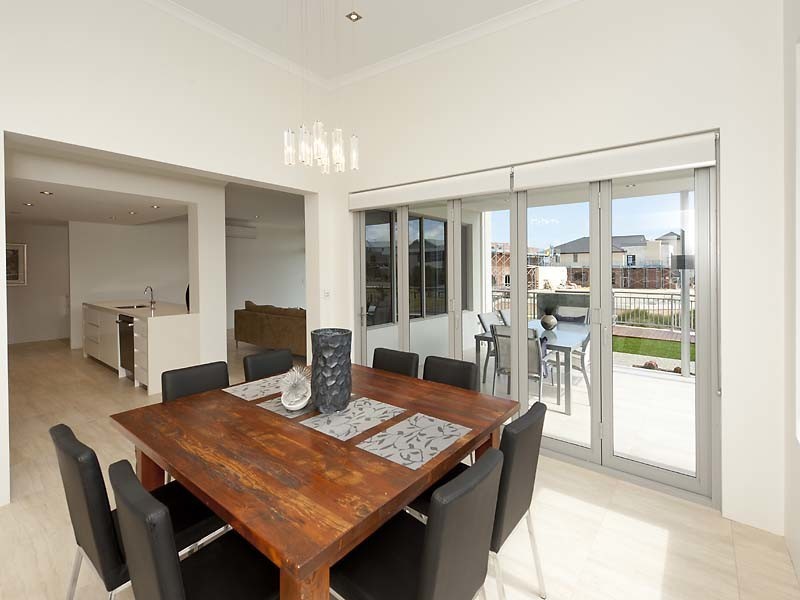 14 Huntress Avenue, North Coogee WA 6163