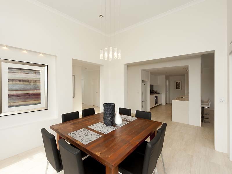 14 Huntress Avenue, North Coogee WA 6163