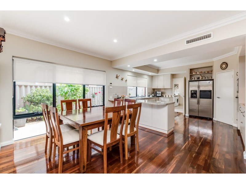 40A The Promenande, Mount Pleasant WA 6153
