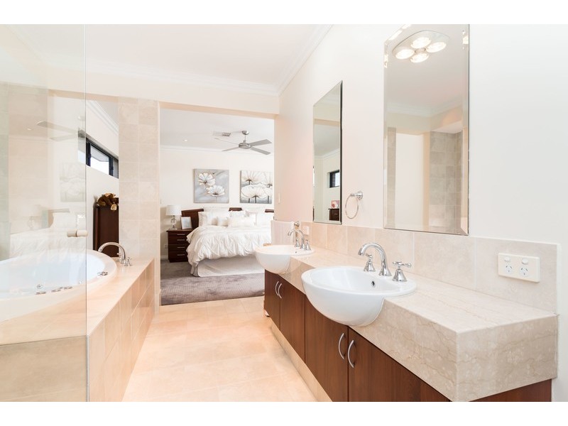 40A The Promenande, Mount Pleasant WA 6153