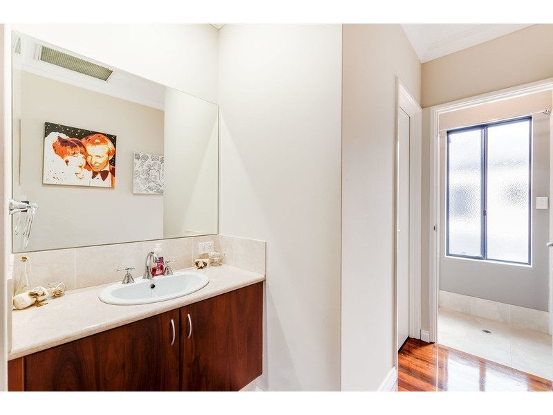40A The Promenande, Mount Pleasant WA 6153