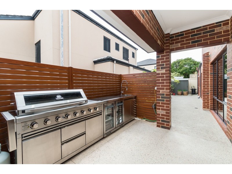 40A The Promenande, Mount Pleasant WA 6153