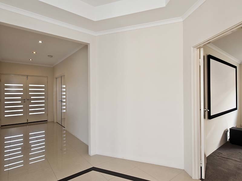 15 Buttercup Parkway, Halls Head WA 6210