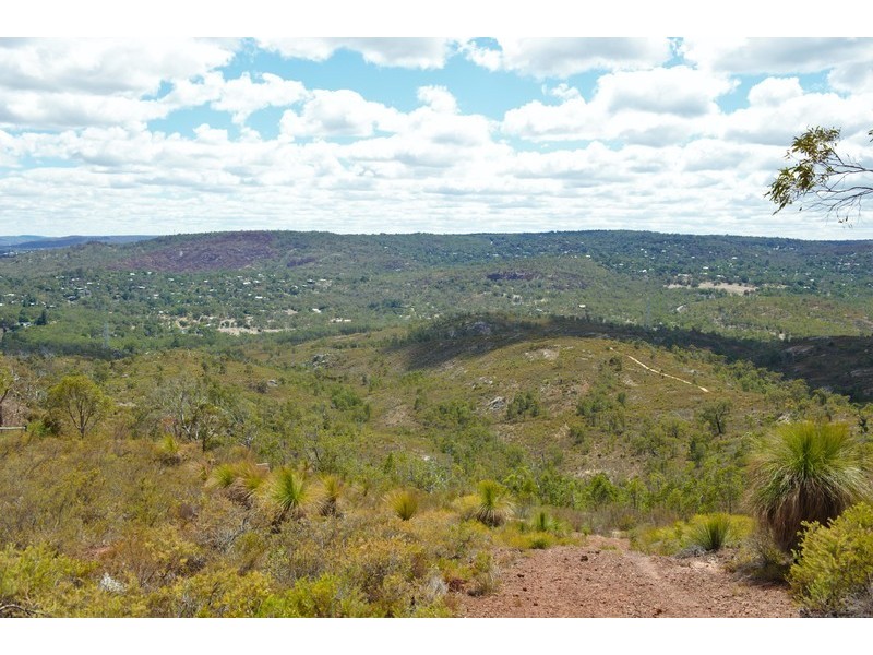 6 Ocean View Parade, Gooseberry Hill WA 6076