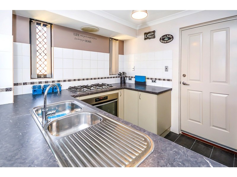 109 Gillam Drive, Seville Grove WA 6112